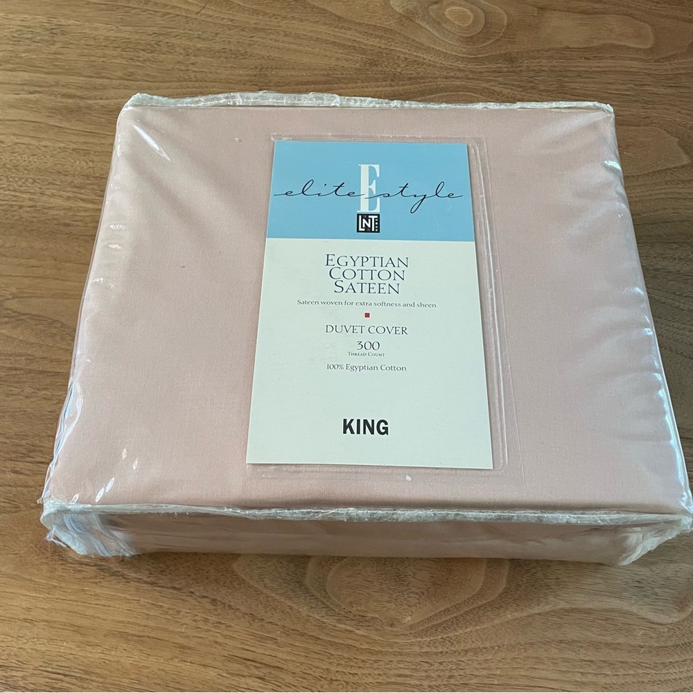 NIP King Duvet Cover